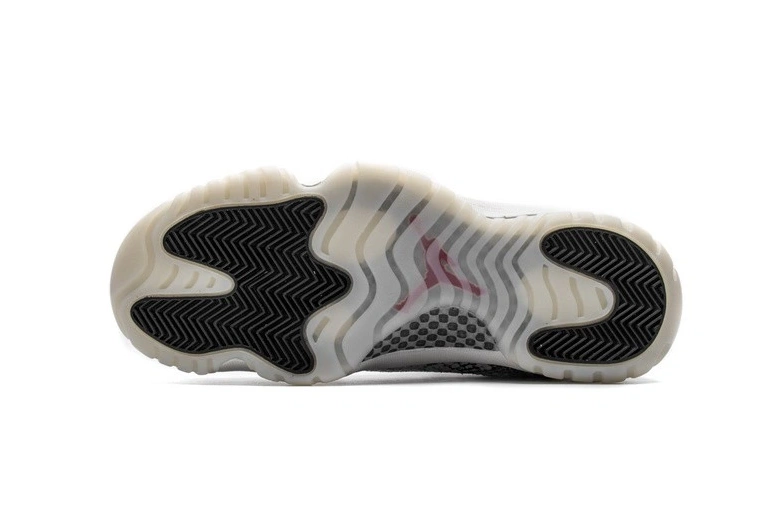 Jordan Snake Low Light 11  Retro Bone CD6846-002 1218